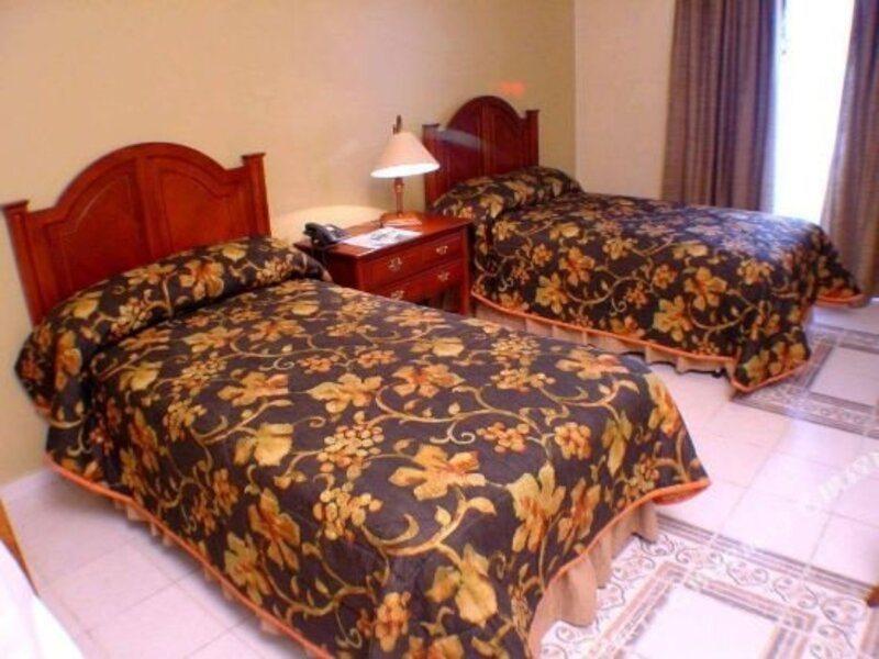 Hotel Puerta Del Rey Santa Cruz de La Sierra Εξωτερικό φωτογραφία